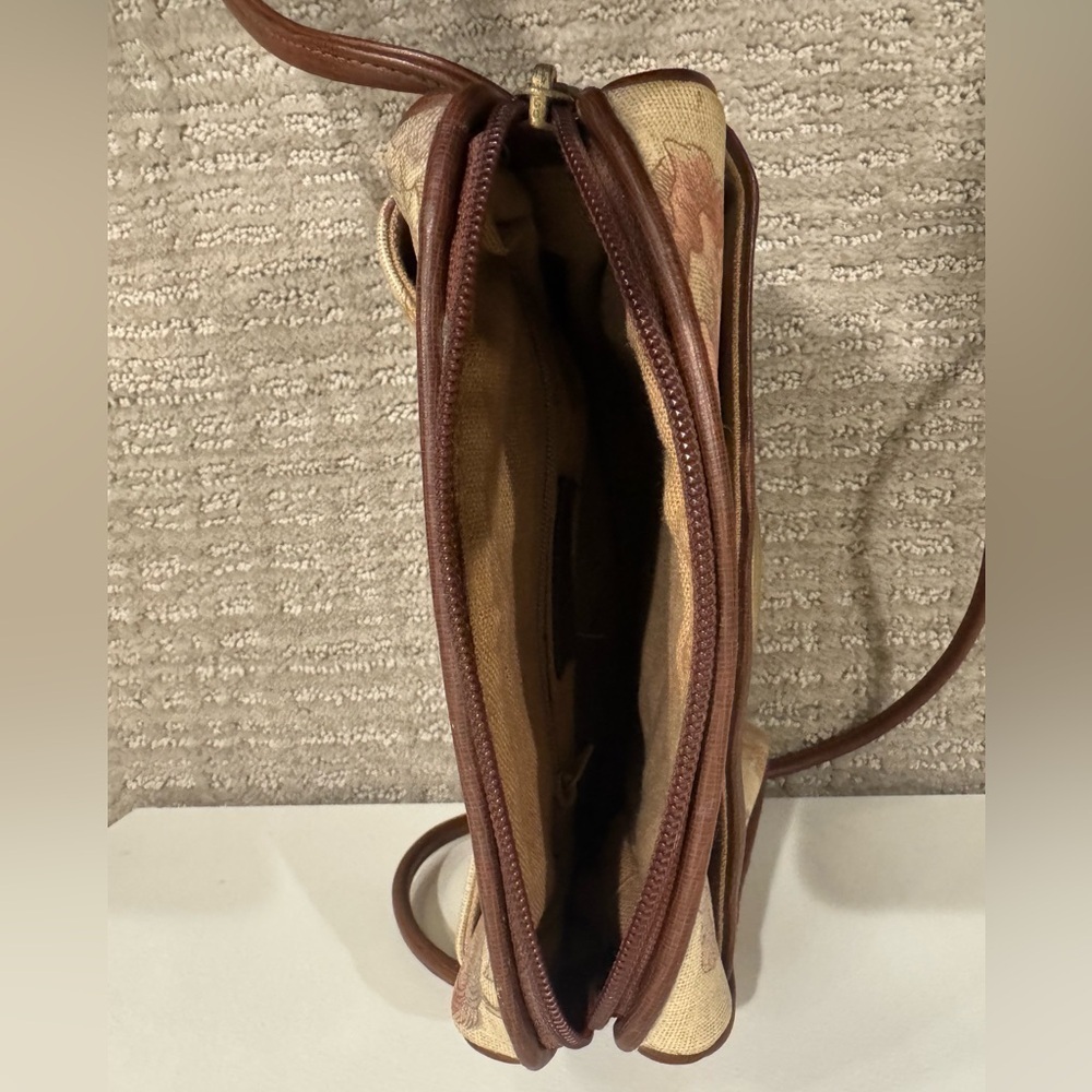 Vintage Liz Claiborne Floral Crossbody Bag with Brown Accents - Picture 5 of 6